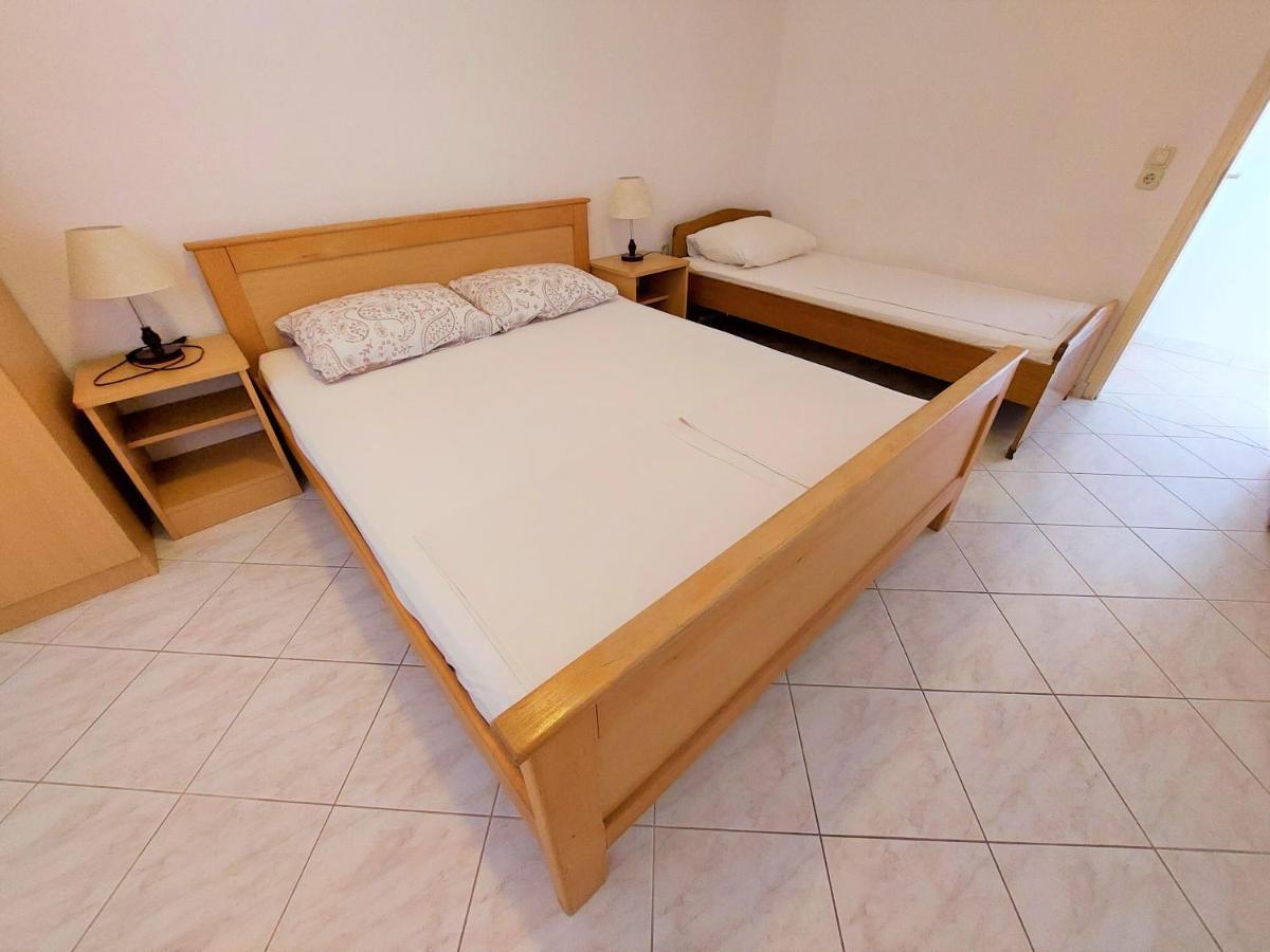 Apartments Neva & Neva Beach House Срима Екстериор снимка