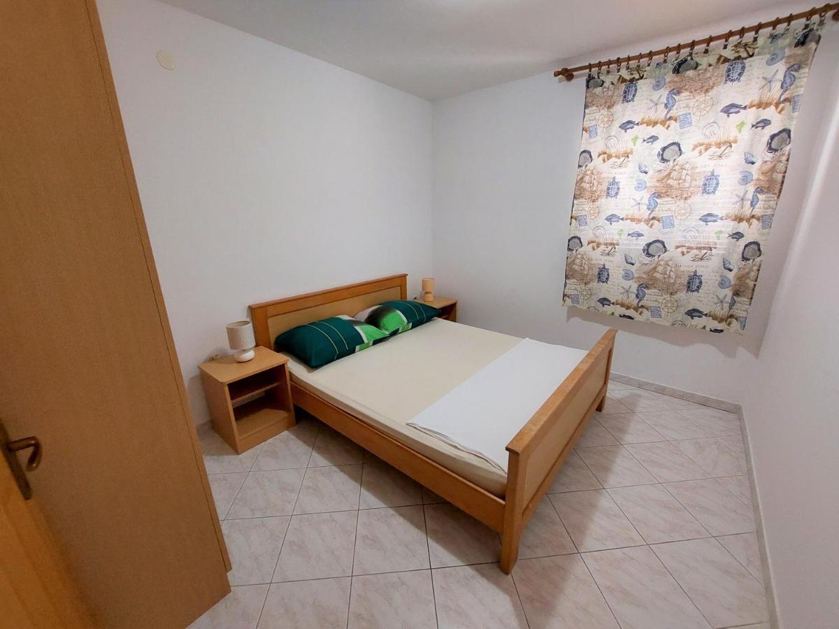 Apartments Neva & Neva Beach House Срима Екстериор снимка