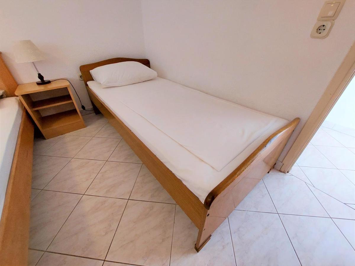 Apartments Neva & Neva Beach House Срима Екстериор снимка