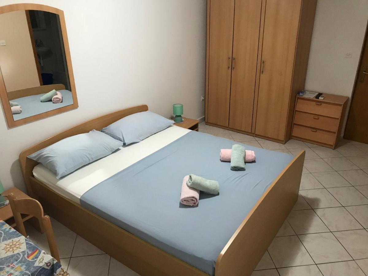 Apartments Neva & Neva Beach House Срима Екстериор снимка