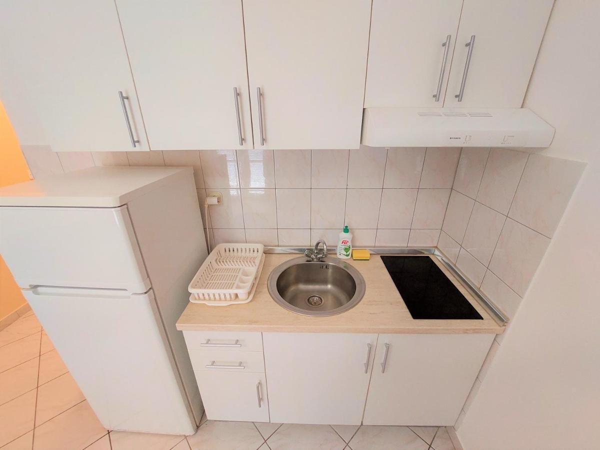 Apartments Neva & Neva Beach House Срима Екстериор снимка