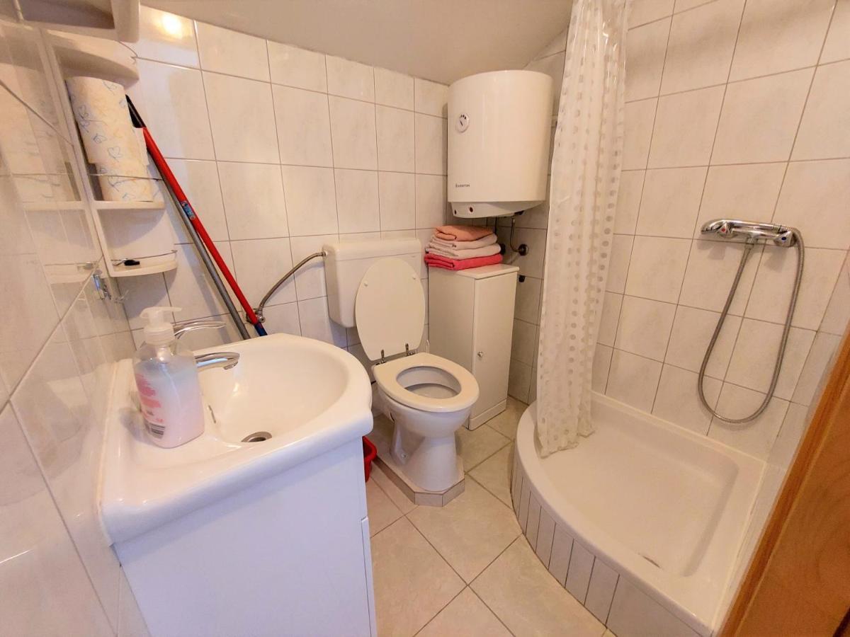 Apartments Neva & Neva Beach House Срима Екстериор снимка