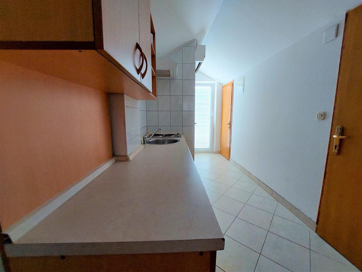 Apartments Neva & Neva Beach House Срима Екстериор снимка